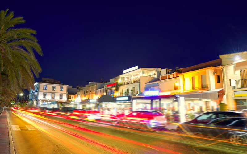 Opciones para la Vida Nocturna en Denia